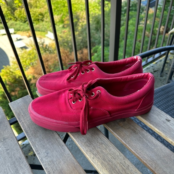 Classic Red Vans - Picture 1 of 2